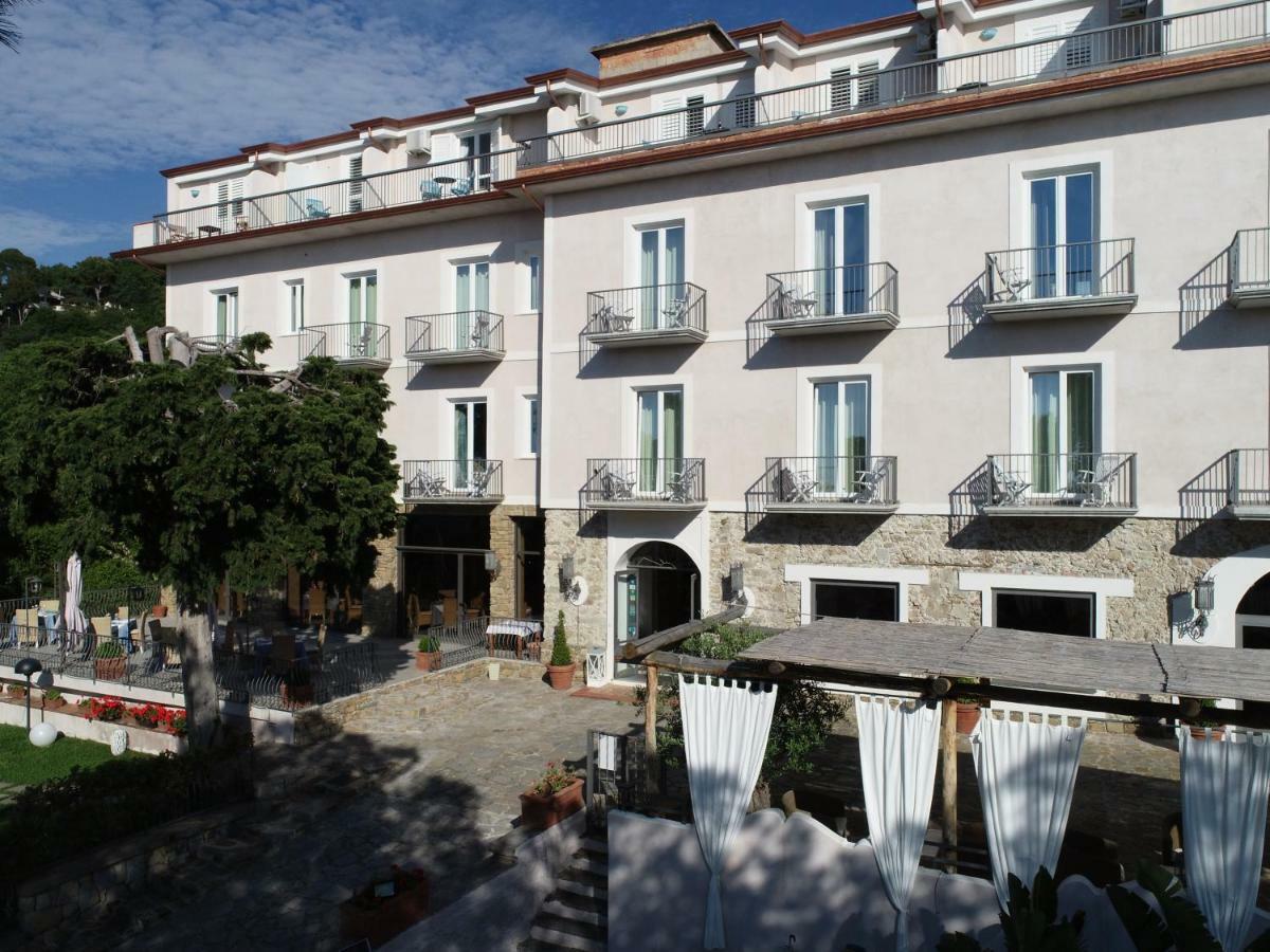 Hotel Garden Riviera Santa Maria di Castellabate Exterior foto